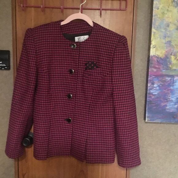 NWOT. LeSuit Brand Women’s Houndstooth Check Raspberry & Black Women’s 10 - Picture 1 of 14